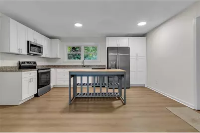 170 Peachtree Court, Riverdale, GA 30274 - Photo 6