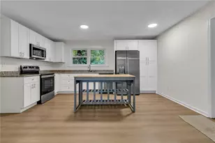 170 Peachtree Ct, Riverdale, GA 30274 - Photo 6