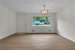 170 Peachtree Ct, Riverdale, GA 30274 - Photo 8
