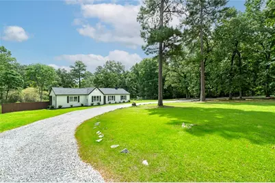 3930 W Side Place, Ellenwood, GA 30294 - Photo 4