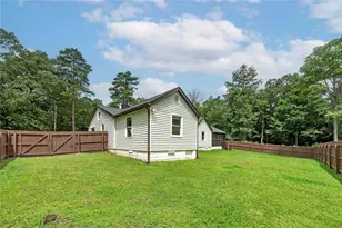 3930 West Side Pl, Ellenwood, GA 30294 - Photo 8