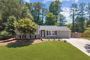 472 Barnesdale Dr, Marietta, GA 30068 - Photo 1