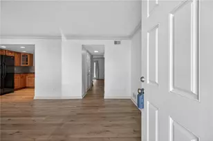 1 Fairway Dr, Kennesaw, GA 30144 - Photo 2