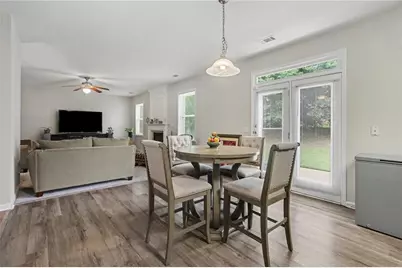 7392 Poppy Way, Union City, GA 30291 - Photo 12