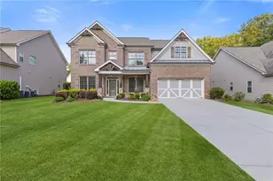 4867 Hunters Grv Wy, Sugar Hill, GA 30518 - Photo 2