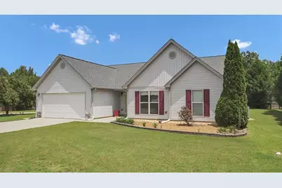 1411 Silvergate Way, Winder, GA 30680 - Photo 6