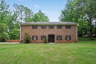415 Grist Mill Drive E, Acworth, GA 30101 - Photo 1