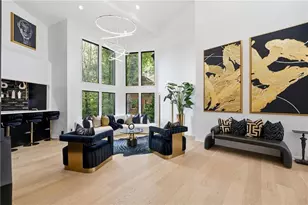 13 Heards Overlook Ct, Sandy Springs, GA 30328 - Photo 10
