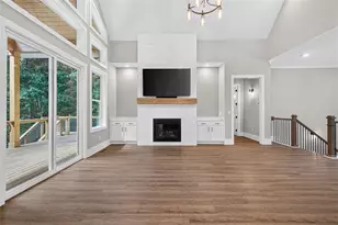 6052 Oak Hill Dr, Flowery Branch, GA 30542 - Photo 6