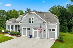 386 Kentucky Ct, Hoschton, GA 30548 - Photo 2