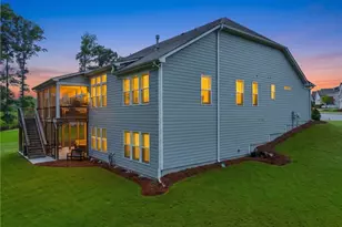 386 Kentucky Ct, Hoschton, GA 30548 - Photo 10