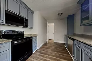 968 Country Oaks Ct, Lawrenceville, GA 30044 - Photo 6