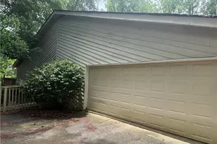 170 River Ct Pkwy, Sandy Springs, GA 30328 - Photo 2