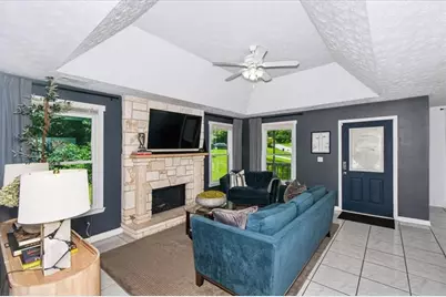 1166 Valentine Court, Riverdale, GA 30296 - Photo 4