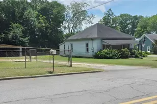 5158 Wheat St, Covington, GA 30014 - Photo 2