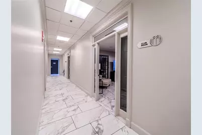 2870 Pharr Court South NW #2809, Atlanta, GA 30305 - Photo 6