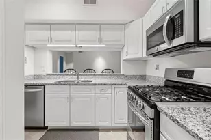 240 Renaissance Pkwy NE, Atlanta, GA 30308 - Photo 12