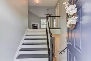 1448 Earlham Ln, Lawrenceville, GA 30043 - Photo 2