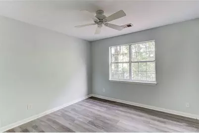 1448 Earlham Lane, Lawrenceville, GA 30043 - Photo 20
