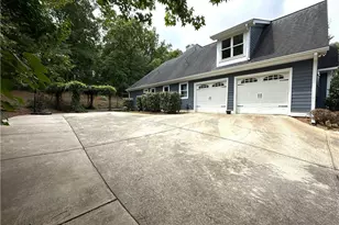 47 Stone Gate Dr NW, Cartersville, GA 30120 - Photo 4
