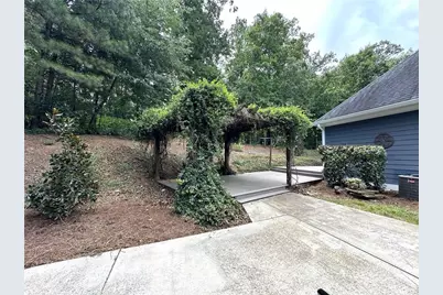 47 Stone Gate Drive NW, Cartersville, GA 30120 - Photo 6