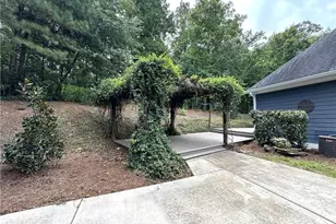 47 Stone Gate Dr NW, Cartersville, GA 30120 - Photo 6
