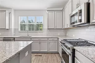 377 Danville Ave, Suwanee, GA 30024 - Photo 12