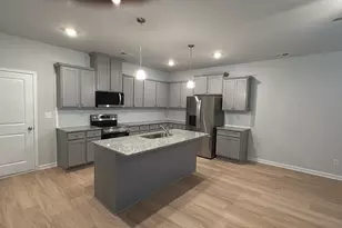 405 Lanier Cir, Woodstock, GA 30189 - Photo 12