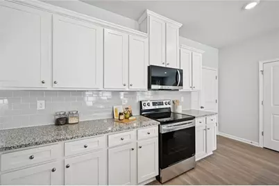 405 Lanier Circle, Woodstock, GA 30189 - Photo 12