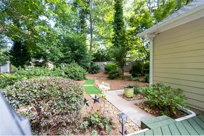 5677 Fairwood Drive NW, Acworth, GA 30101 - Photo 22