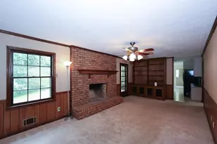 5315 Pounds Dr S, Stone Mountain, GA 30087 - Photo 4
