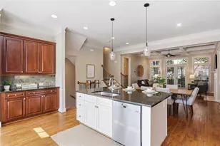 810 Highland Green Way NE, Atlanta, GA 30306 - Photo 10
