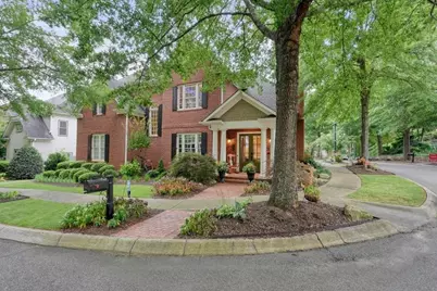 1451 Hedgewood Lane NW, Kennesaw, GA 30152 - Photo 4