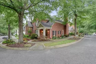 1451 Hedgewood Ln NW, Kennesaw, GA 30152 - Photo 6