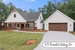 577 Peaceful Valley Dr, Cleveland, GA 30528 - Photo 2