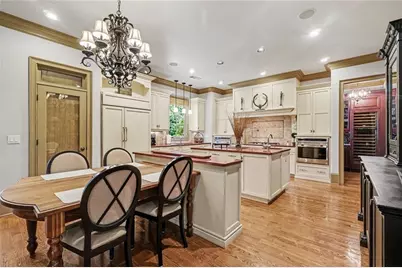8054 Kenstone Court, Sandy Springs, GA 30350 - Photo 10