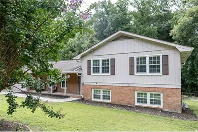 5382 Rockwood Ct., Stone Mountain, GA 30087 - Photo 2
