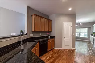 2657 Cedar Dr, Lawrenceville, GA 30043 - Photo 14