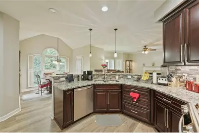 2895 Hilton Circle NW, Kennesaw, GA 30152 - Photo 12