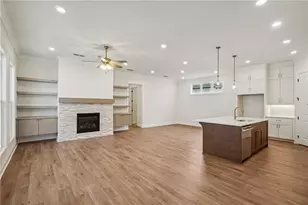 522 Pearl St, Cumming, GA 30040 - Photo 2