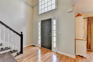 7640 Brentwood Ct, Cumming, GA 30040 - Photo 4