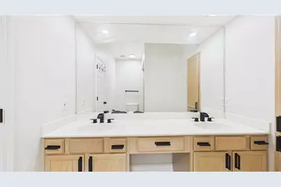 3777 Peachtree Road NE #1321, Atlanta, GA 30319 - Photo 16