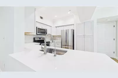 3777 Peachtree Road NE #1321, Atlanta, GA 30319 - Photo 12