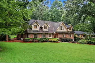 804 Pinetree Drive, Decatur, GA 30030 - Photo 4