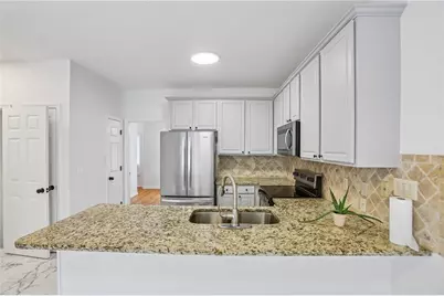 300 Harcourt Place, Peachtree City, GA 30269 - Photo 14