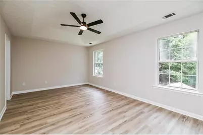 2527 Plymouth Way SE, Conyers, GA 30013 - Photo 6