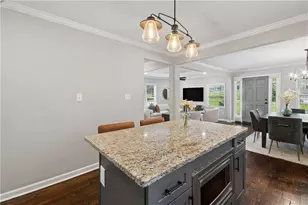 784 Tanner Dr, Scottdale, GA 30079 - Photo 10