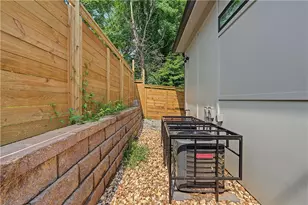 268 Delevan St SW, Atlanta, GA 30315 - Photo 28