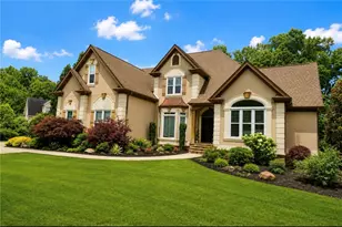 915 Champions Fairway Dr, Alpharetta, GA 30004 - Photo 4