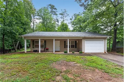 3548 Lakeview Drive, Gainesville, GA 30501 - Photo 2